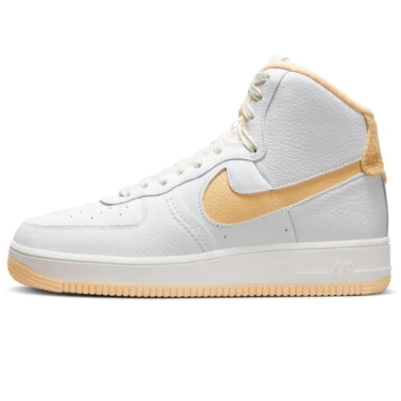 LIKE NEW! NIKE AIR FORCE Sculpt! - Picture 2 of 16